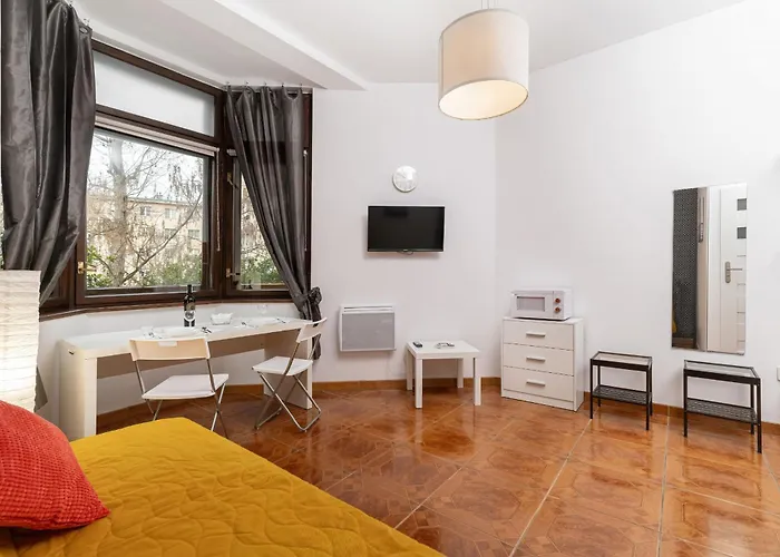 Old Town Cozy Microapartaments Podwale By Renters Apartment
