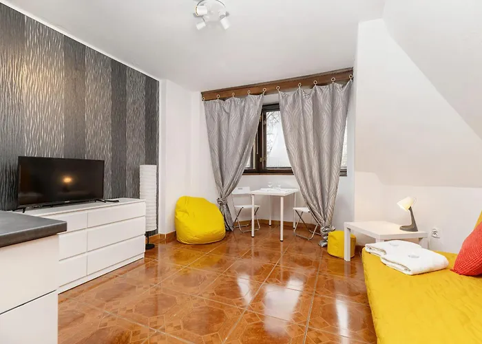 Apartment Old Town Cozy Microapartaments Podwale By Renters Wroclaw